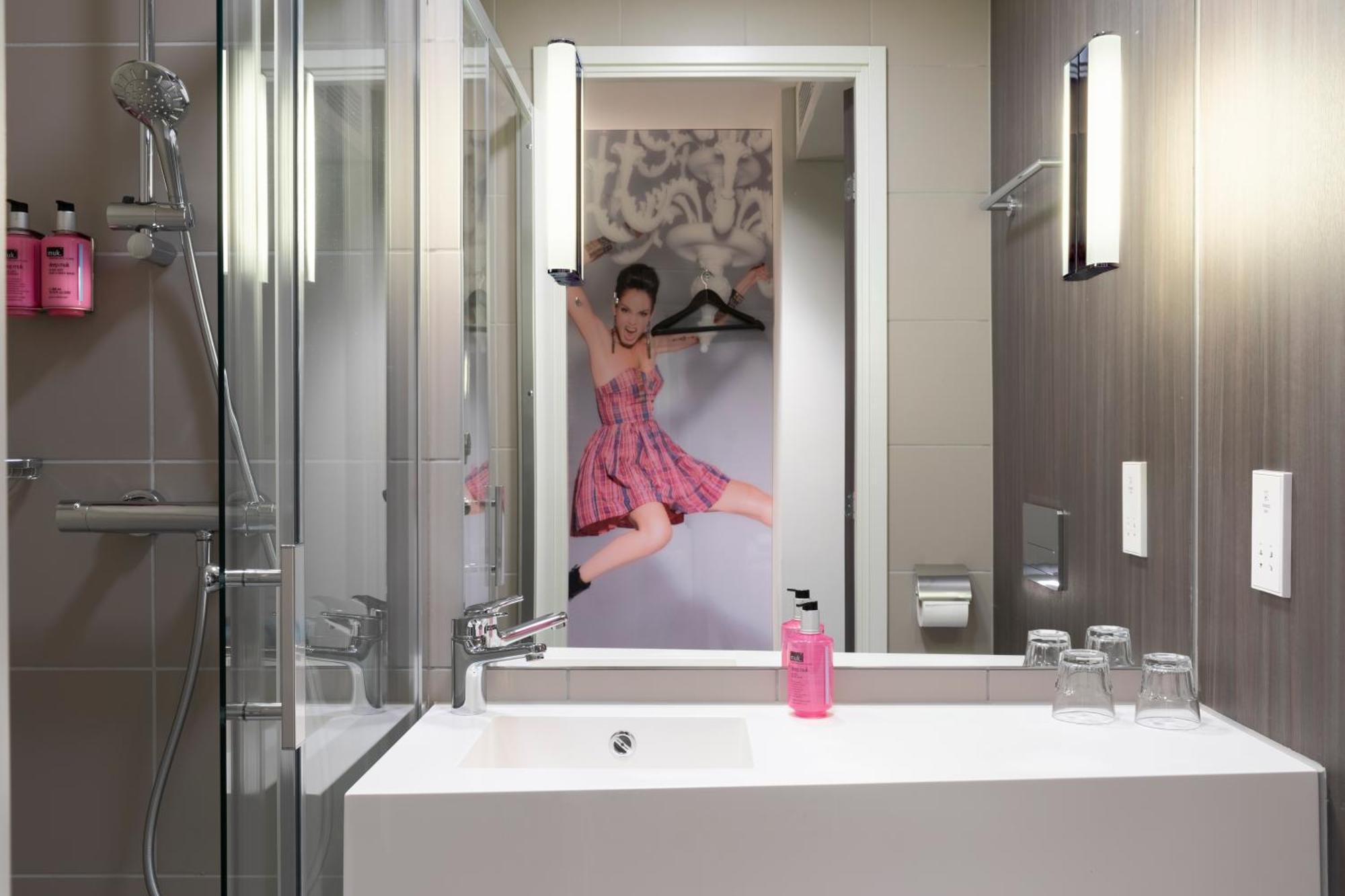 Hotel Moxy York Exteriér fotografie