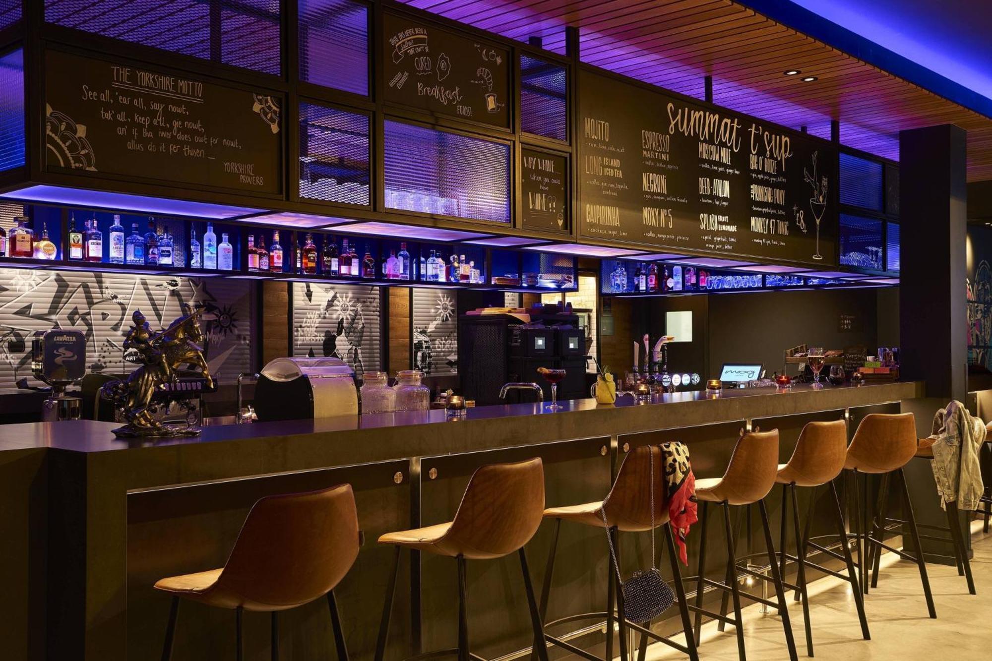 Hotel Moxy York Exteriér fotografie